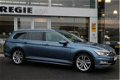 Volkswagen Passat Variant - 1.4 TSI ACT Highline DSG R-Line Schuifdak LED Navi - 1 - Thumbnail