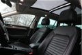 Volkswagen Passat Variant - 1.4 TSI ACT Highline DSG R-Line Schuifdak LED Navi - 1 - Thumbnail