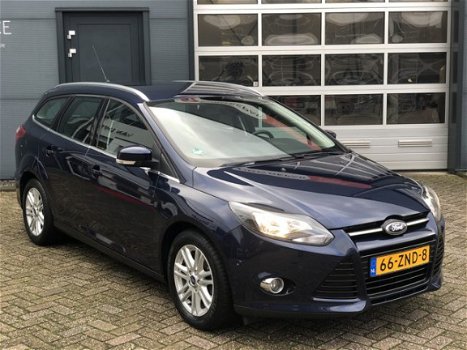 Ford Focus Wagon - 1.0 EcoBoost Titanium | Trekhaak | Navi | Parkeersensoren | Airco | Bluetooth | - 1