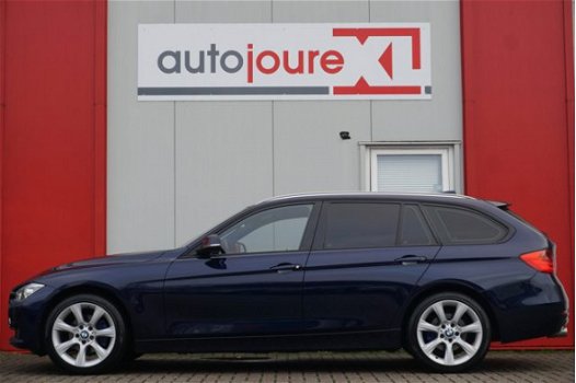 BMW 3-serie Touring - 320i xDrive Executive - 1