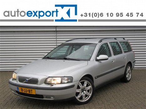 Volvo V70 - 2.4 D5 Geartronic Comfort Line - 1