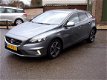 Volvo V40 - D2 R-DESIGN - 1 - Thumbnail