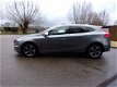 Volvo V40 - D2 R-DESIGN - 1 - Thumbnail