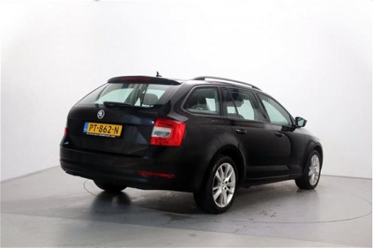 Skoda Octavia Combi - 1.0 TSI Greentech Ambition Business DSG Navigatie ParkAssist Stoelverwarming - 1