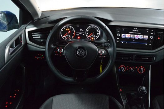 Volkswagen Polo - 1.0 MPI 80PK Comfortline | cruise | airco | APP Connect | LED | LM | - 1