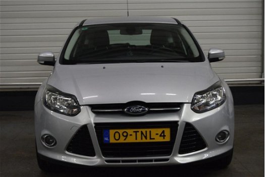 Ford Focus - 1.6 TI-VCT Titanium +CLIMA/TREKHAAK/PDC - 1