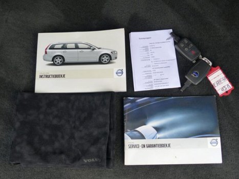 Volvo V50 - 1.8 Edition II Leer / Dealeronderhouden / Parkeersensoren achter - 1