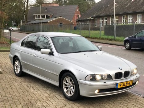 BMW 5-serie - 525D EXECUTIVE - LEER - ZEER MOOIE STAAT - 1