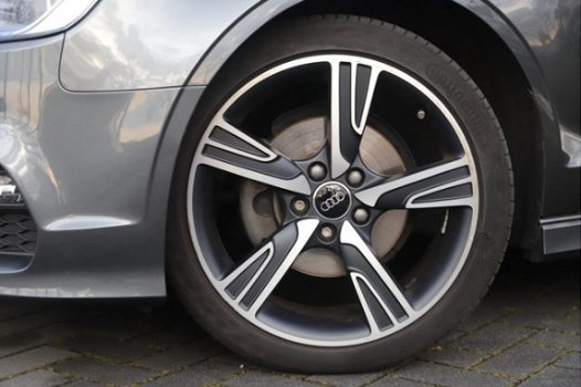 Audi A3 Limousine - 1.6 TDI 2x S Line | Navigatie | Clima | Cruise | 18 inch | Daytona grijs - 1