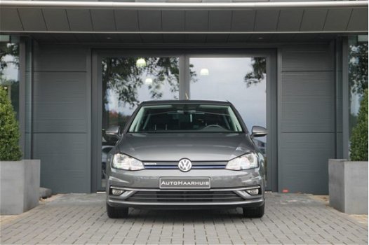 Volkswagen Golf - 1.5 TSI 130pk | Adaptive Cruise | Apple CarPlay / Android Auto | PDC V + A - 1