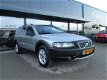 Volvo XC70 - 2.5 T AWD Ecc Leder Youngtimer 2004 - 1 - Thumbnail