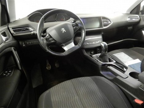Peugeot 308 SW - 1.2 PureTech Blue Lease Executive Navigatie+Panorama-dak+16' = SUPER PRIJS - 1