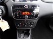 Fiat Punto Evo - 1.4 BUSINESS -139008 Km - Airco - Lmv - Trip - Usb - Aux - 1 - Thumbnail