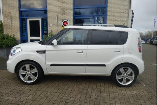 Kia Soul - 1.6 X-ecutive -schuifdak-airco-trekhaak - 1