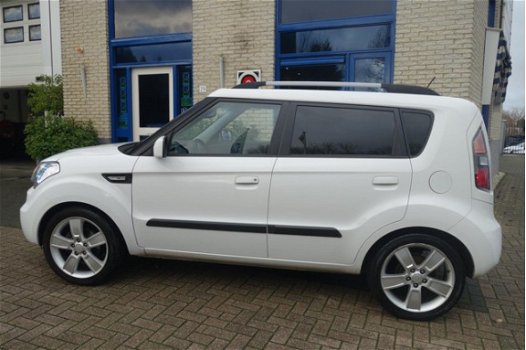 Kia Soul - 1.6 X-ecutive -schuifdak-airco-trekhaak - 1