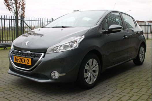 Peugeot 208 - 1.2 VTi Blue Lease / Navigatie / 1e eigenaar / Origineel NED-208 - 1