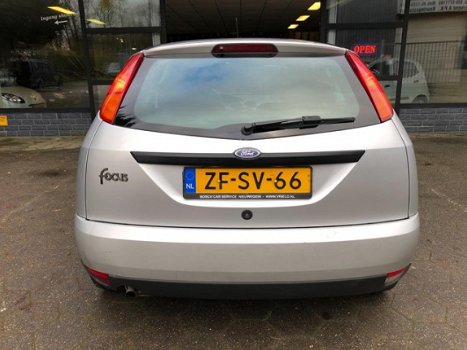 Ford Focus - 1.6-16V Trend - 1