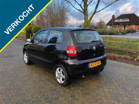 Volkswagen Fox - 1.2 Trendline - 1