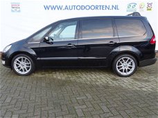 Ford Galaxy - 2.3-16V Ghia Limited 7 Persoons