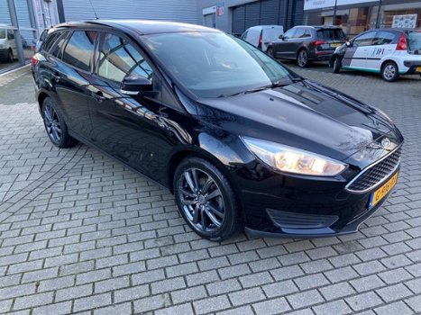 Ford Focus Wagon - 1.0 Lease Edition Airco, USB, Carkit - 1