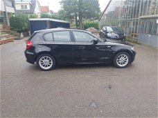BMW 1-serie - 116i Business Line Ultimate Edition