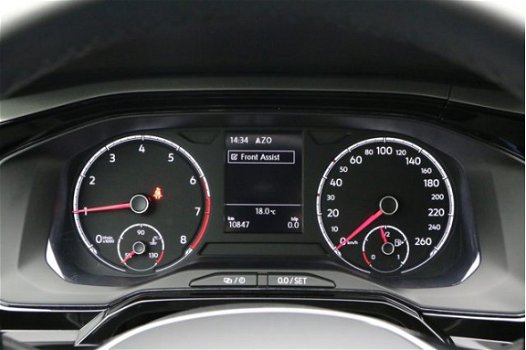 Volkswagen Polo - 1.0 TSI 95PK Comfortline | Navigatie | Parkeersensoren | Stoelverwarming | 16 inch - 1