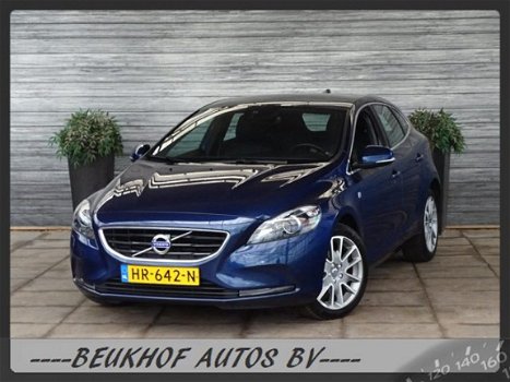 Volvo V40 - 2.0 D2 Ocean Race Business Leer Xenon Panoramadak Navi - 1