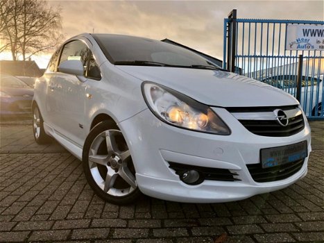Opel Corsa - 1.4-16V Sport Clima Elek Pakket Lmv Opc-Line Navi Stoelvrm Nw Apk - 1