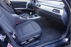 BMW 3-serie Touring - 316i Business Line Parkeersensoren achter