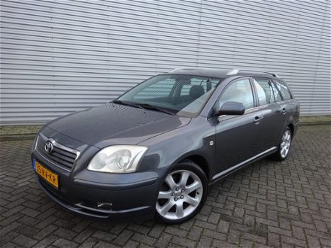 Toyota Avensis Wagon - 2.0 VVTi Executive Automaat - 1