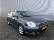 Toyota Avensis Wagon - 2.0 VVTi Executive Automaat - 1 - Thumbnail