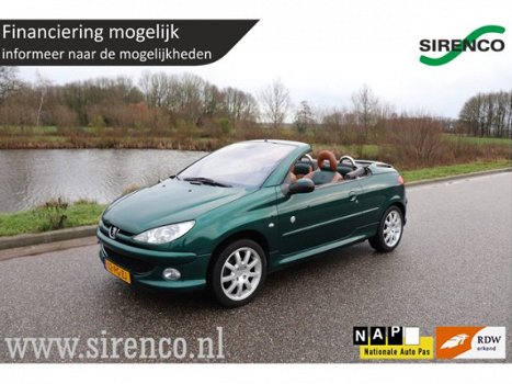 Peugeot 206 CC - 1.6-16V Roland Garros leder trekhaak climate control nette correcte goed onderhoude - 1