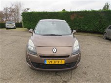 Renault Grand Scénic - 1.4 TCe Navi, 2x PDC, Clima, trekhaak, winterset, NL auto, NAP Actieprijs