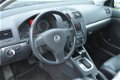 Volkswagen Golf - 2.0 TDI Sportline AUTOMAAT/5-DEURS NAVI/LEER - 1 - Thumbnail