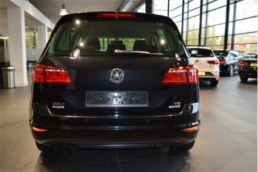 Volkswagen Golf Sportsvan - 1.4 TSI Lounge navigatie clima cruise pdc trekhaak 16 inch 125 pk - 1