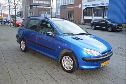 Peugeot 206 SW - 1.4 One-line 5Drs I Airco I Dak-rail I Dealer onderhouden - 1