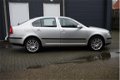 Skoda Octavia - 1.6 Ambiente Sport - 1 - Thumbnail