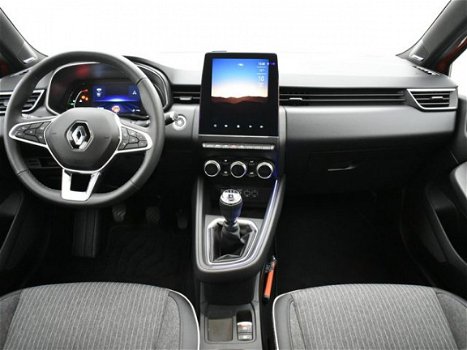 Renault Clio - TCe 100 Intens // Groot scherm Navi / BOSE Audio / Camera / 17 inch / Climate Control - 1
