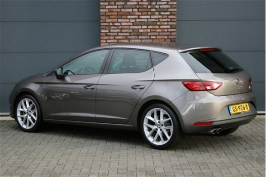 Seat Leon - 1.4 TSI ACT FR Dynamic, Navigatie, Bluetooth, Spraakbediening, LED koplampen, Parkeersen - 1