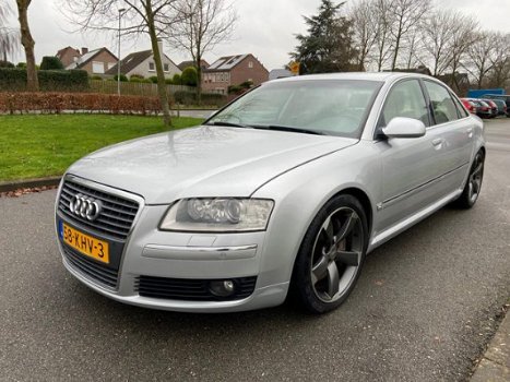 Audi A8 - 4.2 quattro - 1