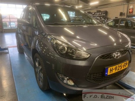 Hyundai ix20 - 1.6I PREMIUM - 1