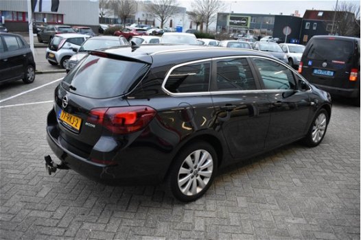 Opel Astra Sports Tourer - 1.4 Cosmo - 1