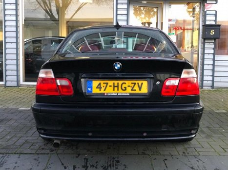 BMW 3-serie - 318i Executive Navigatie rood leer Xenon auto is in top conditie - 1