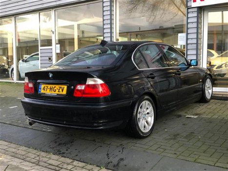 BMW 3-serie - 318i Executive Navigatie rood leer Xenon auto is in top conditie - 1