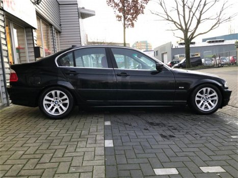 BMW 3-serie - 318i Executive Navigatie rood leer Xenon auto is in top conditie - 1