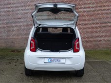 Volkswagen Up! - 1.0 Club up