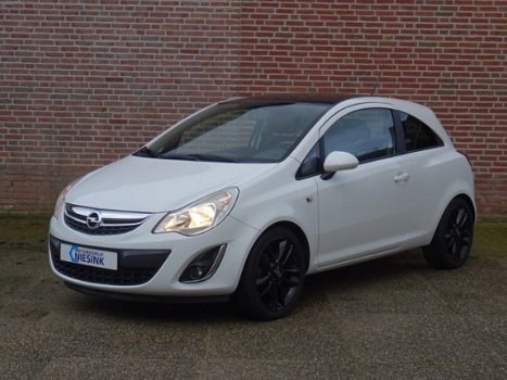 Opel Corsa - 1.4 Color Edition - 1