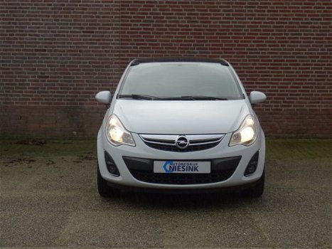 Opel Corsa - 1.4 Color Edition - 1