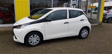 Toyota Aygo - 1.0 VVT-i x-now