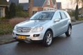 Mercedes-Benz M-klasse - 320 CDI 4-matic/leer/navi/dealer onderh - 1 - Thumbnail